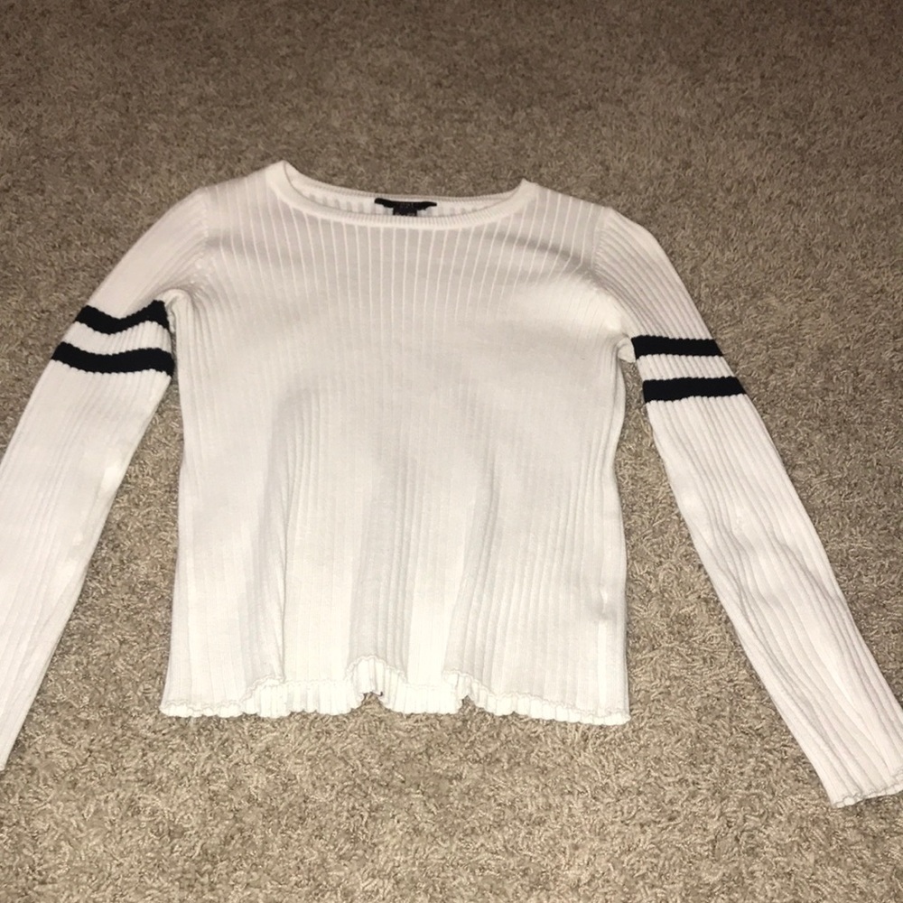 A black & white forever 21 sweater